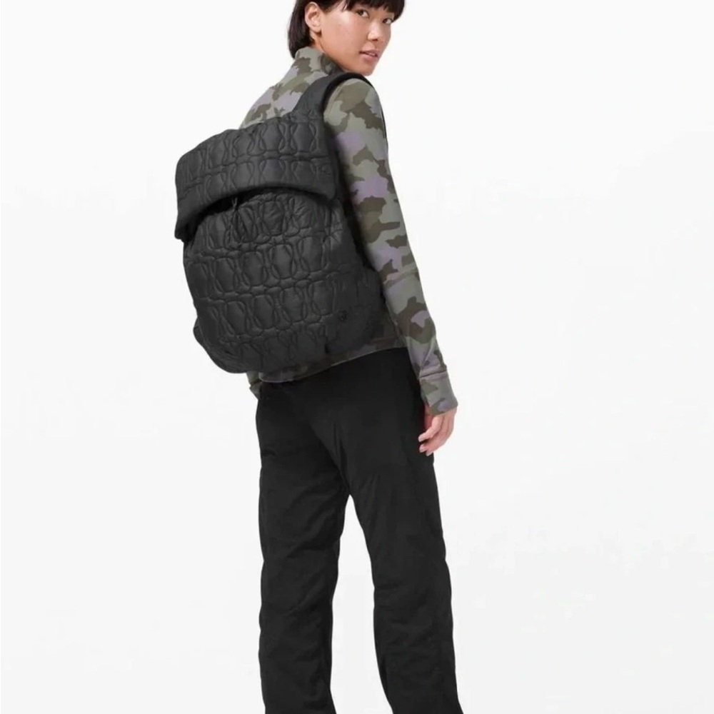 Lululemon Quilted Backpack. Black.